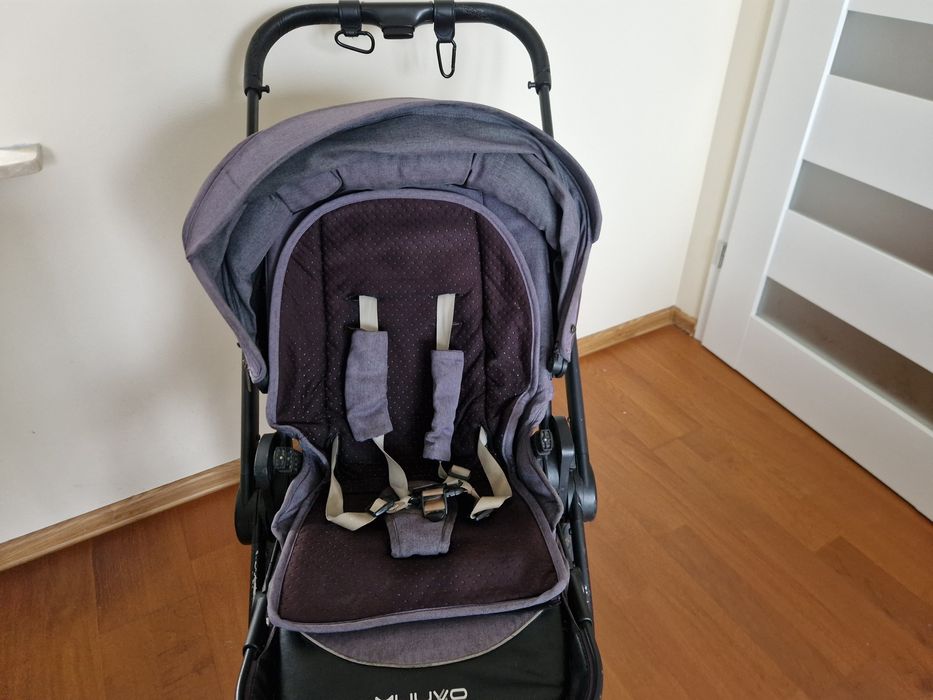 Wózek Muuvo 2.0 Quick  - gondola + spacerówka