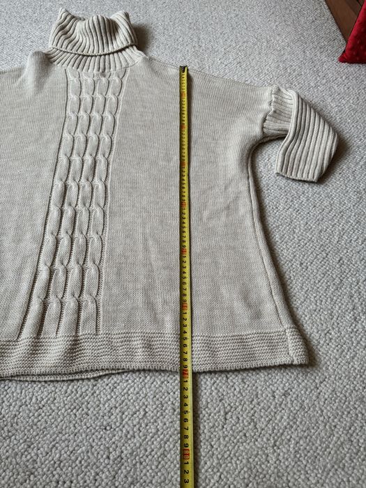 Sweter z golfem oversize