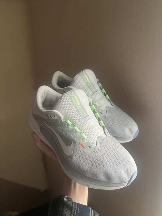 Жіночі кросівки Nike Air Winflo 10, сірі, розмір 38