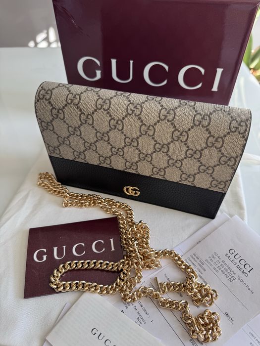 dwukolorowa torebka/portfel na łańcuszku z kolekcji Gucci GG Marmont