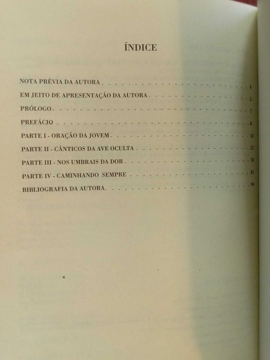 Francisca Fernandes - Cânticos da ave oculta
