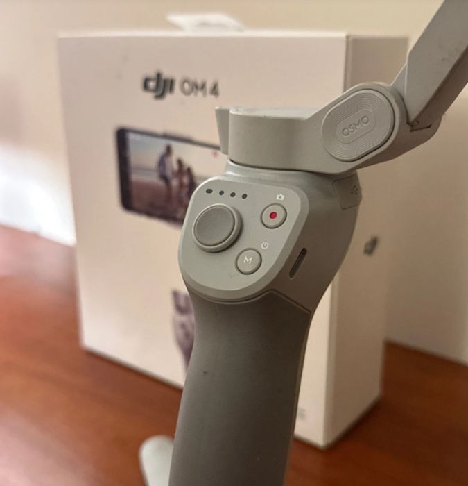 DJI OM 4 – Estabilizador Gimbal para Smartphone