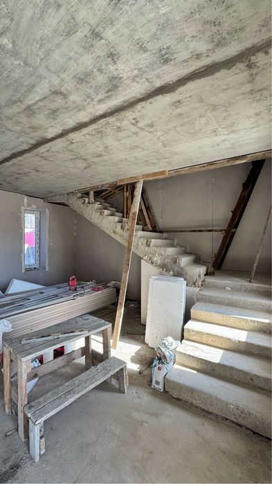 Чудовий будинок, Нова Будова 2