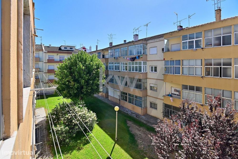 T3 no centro do Montijo com 3 varandas — Montijo E Afonsoeiro, Setúbal