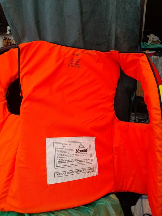 Colete náutico como novo