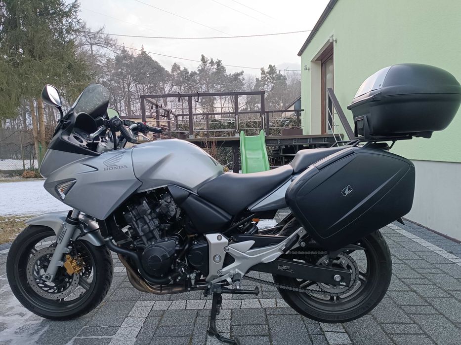 Motocykl Honda CBF 600