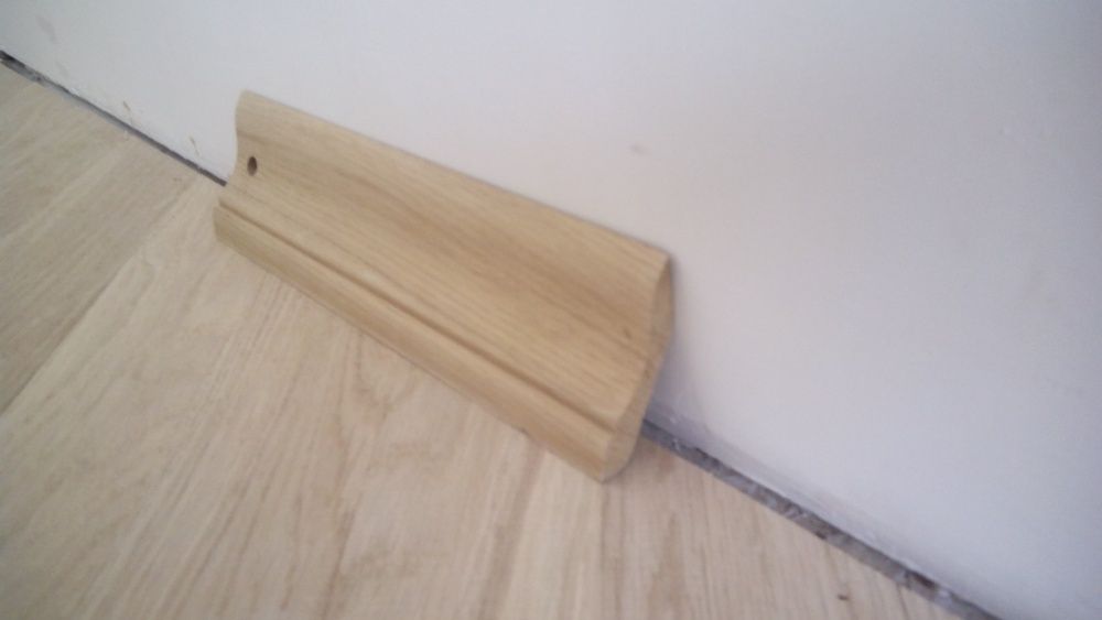 Плинтус дуб, цельный