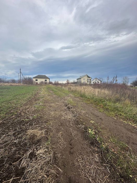 Продам земельну ділянку під будівництво