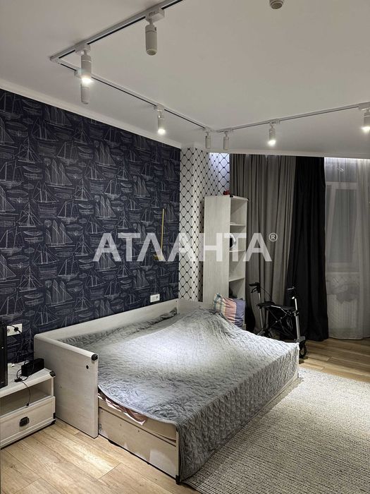 3 кімнатна квартира з євроремонтом у новому будинку