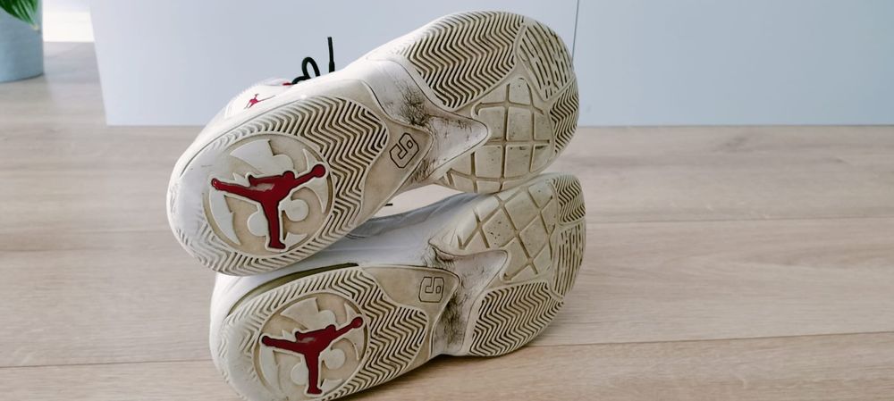 Buty Jordan Aura r.42