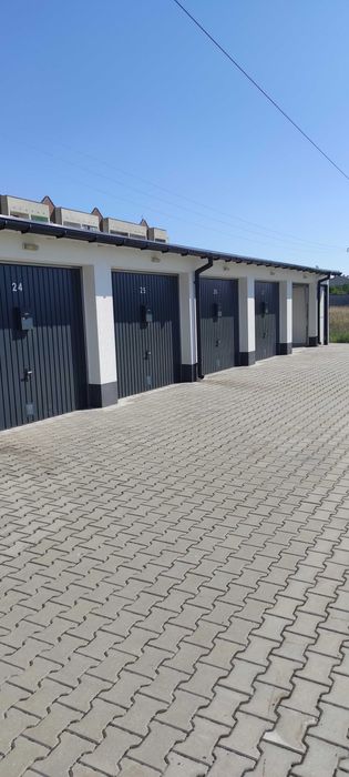 Garaże murowane szeregowe