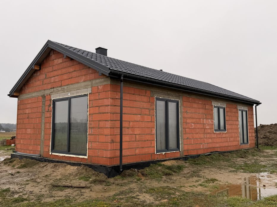 Dom jednorodzinny 87m2 z działką o pow. 850m2 Dobroń ul.Sportowa