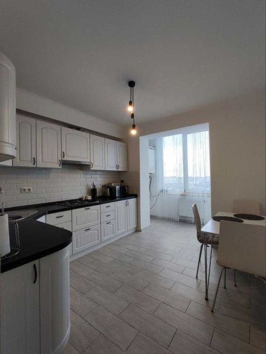 Продаю 2кв в центрі міста з ремонтом