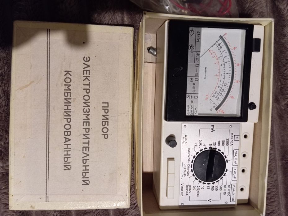 Прибор електровимірювальний