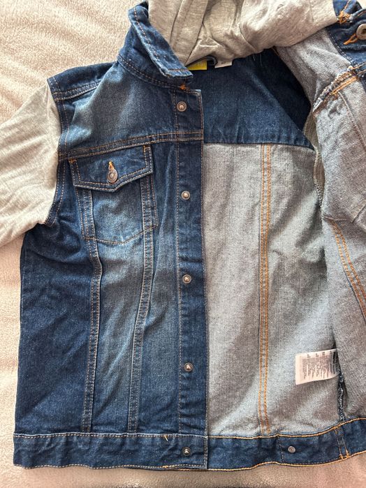 Джинсова куртка на хлопчика