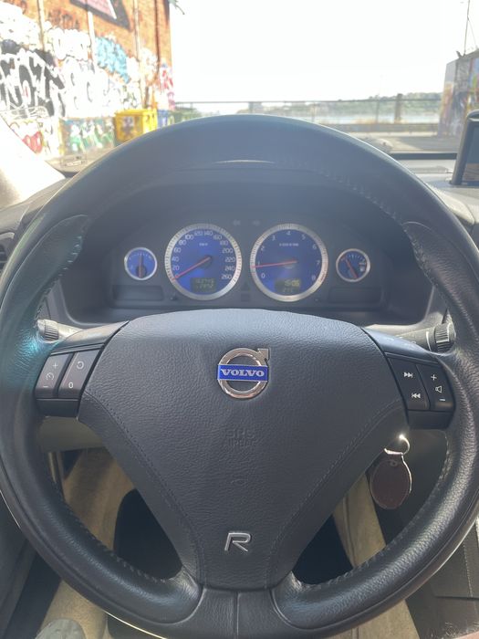 Volvo S60R Nacional AWD 300cvs