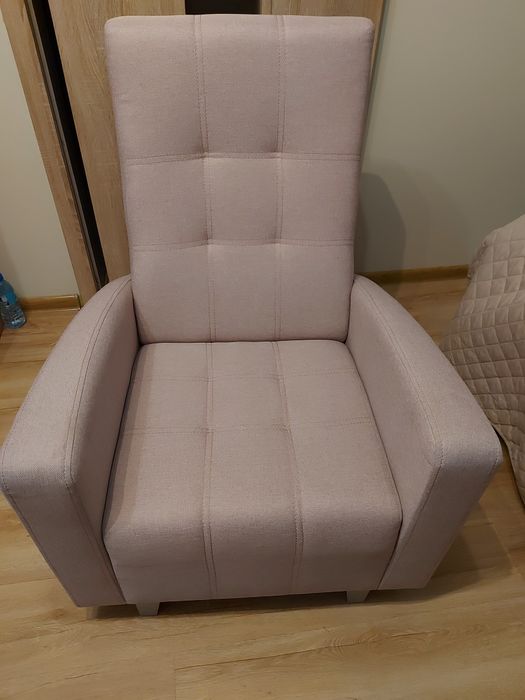 Fotel - pudrowy róż