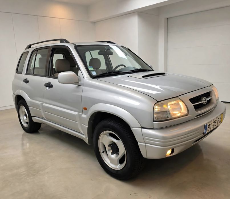 ÚNICO DONO DESDE NOVO, Suzuki grand vitara 2.0 D A/C  ano 2000 como novo  possivel retoma para facilitar o negócio
