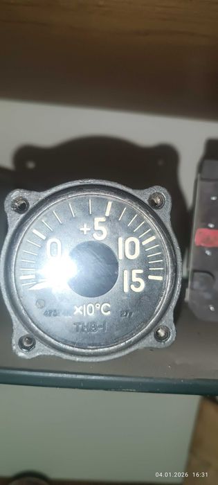 ТНВ-1 —  термометр наружного воздуха