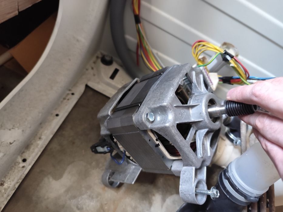 Acessórios Máquina de Lavar Roupa AEG L73280VFL