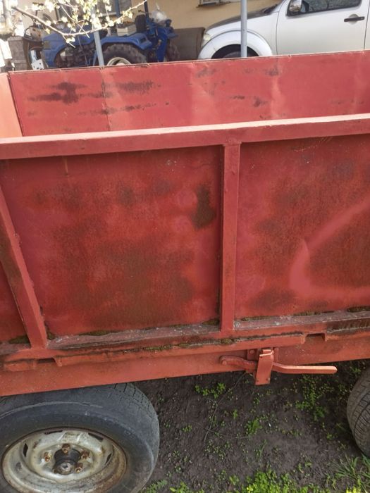 Причіп для трактора, самосвала, самоскид