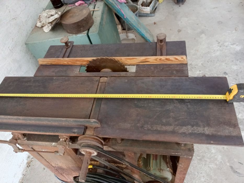 Циркулярна пила з фуганком