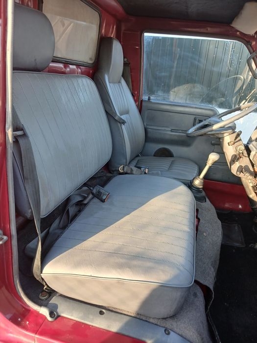 Toyota dyna 150 ano 1992