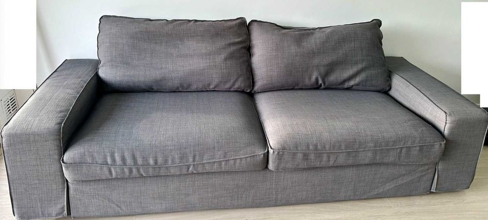 Sofá KIVIK 3 lugares, cinzento