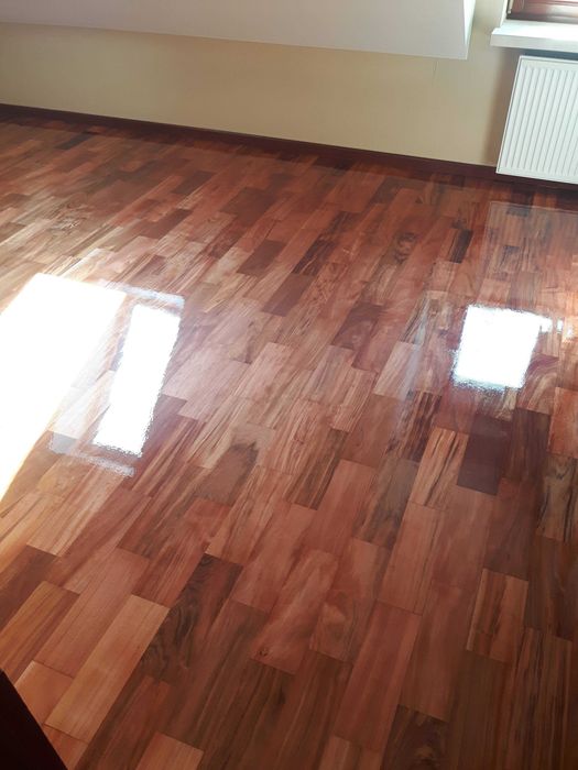 Cyklinowanie bezpyłowe , układanie parkietu