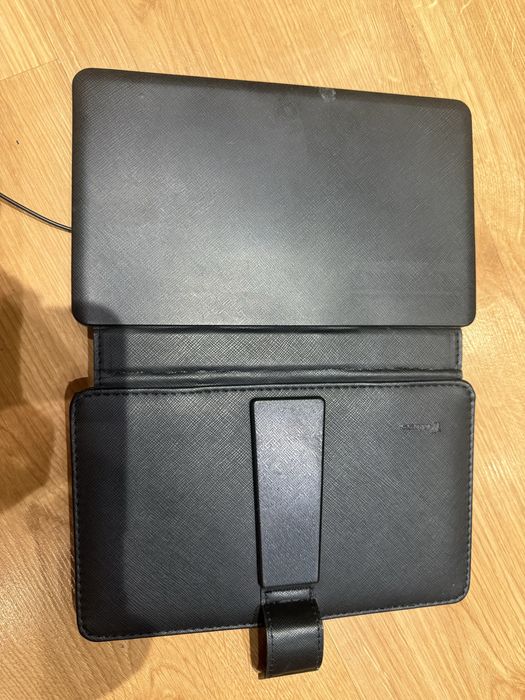 Tablet Huawei z etui