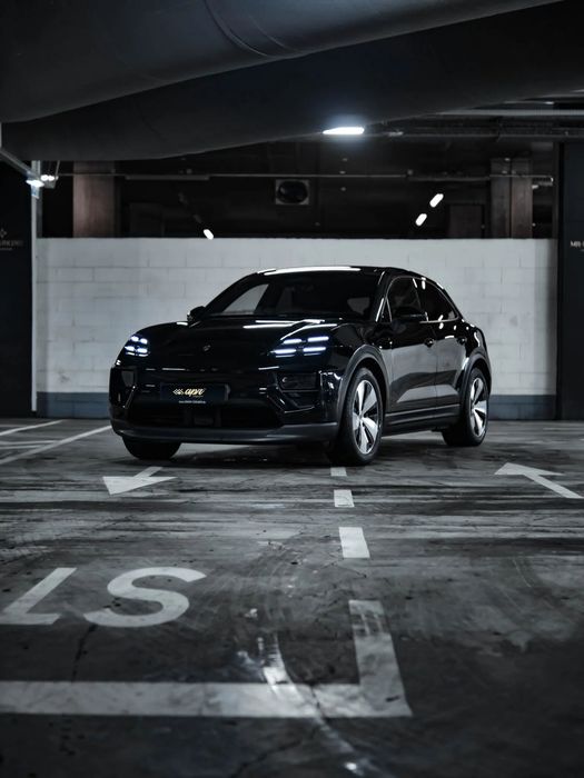 Porsche Macan Electric