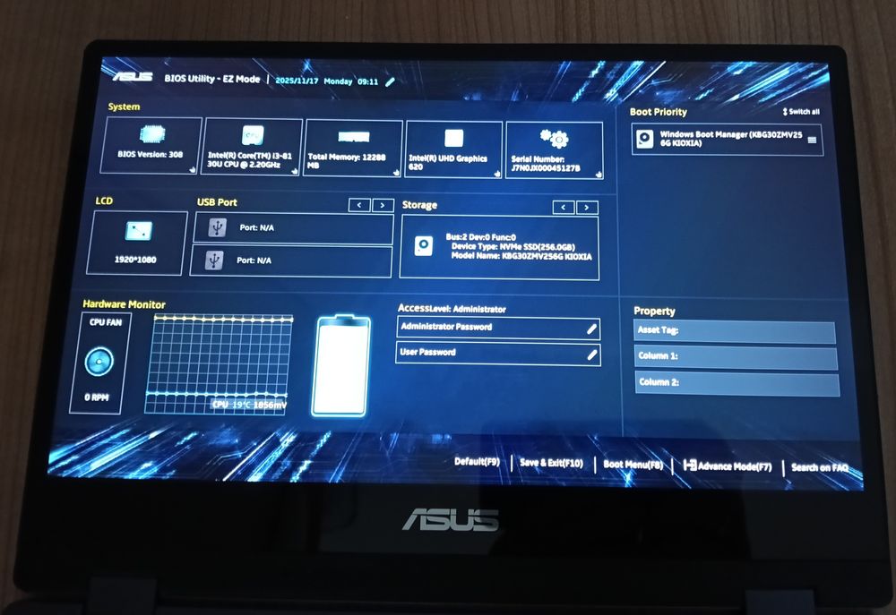 Konwertowalny laptop 360° Asus,  Core i3