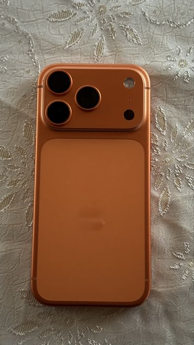 Iphone 17 pro 256gb cosmic orange