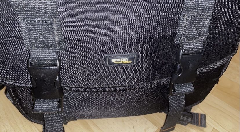 Сумка Amazon Basics для техніки (фотоапарата)
