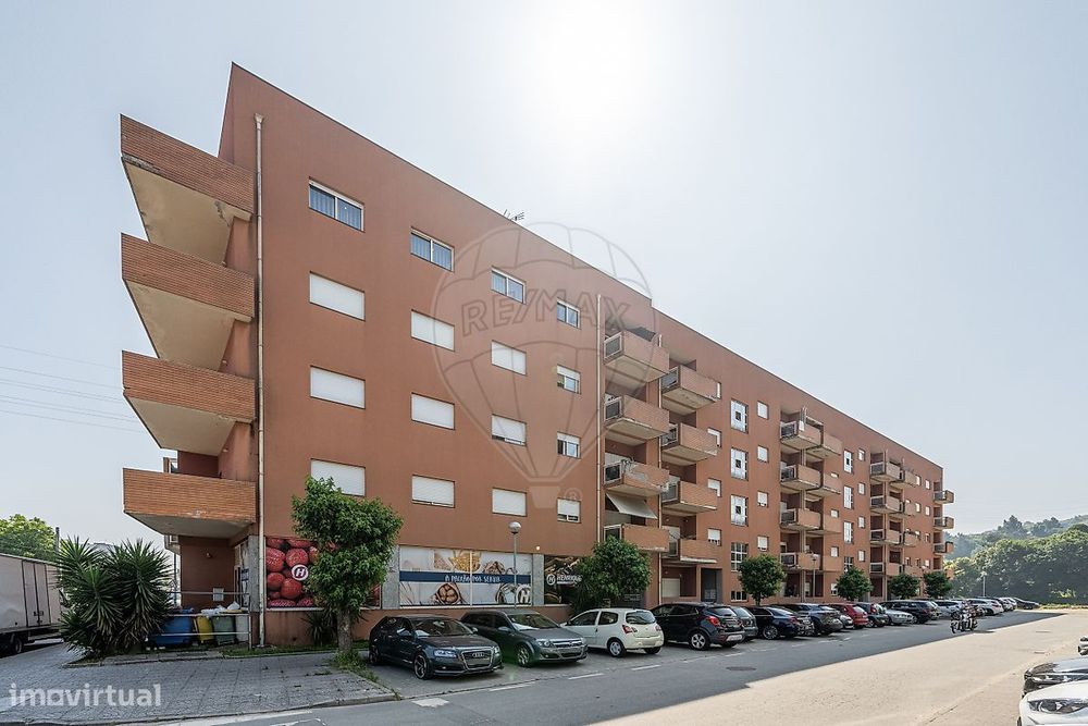 Apartamento T4 para venda