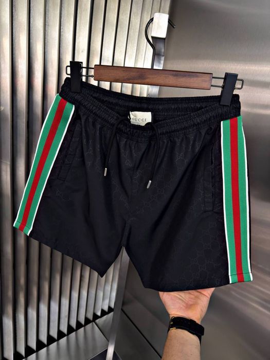 Пляжні шорти Gucci чорні чоловічі пляжні шорти гуччі чорні чоловічі