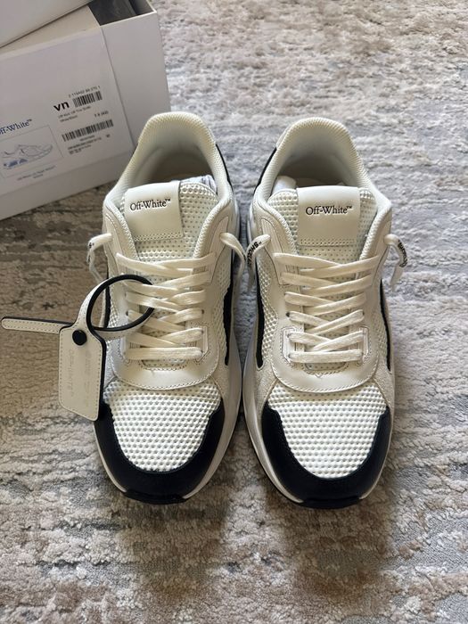 Off White Kick Off