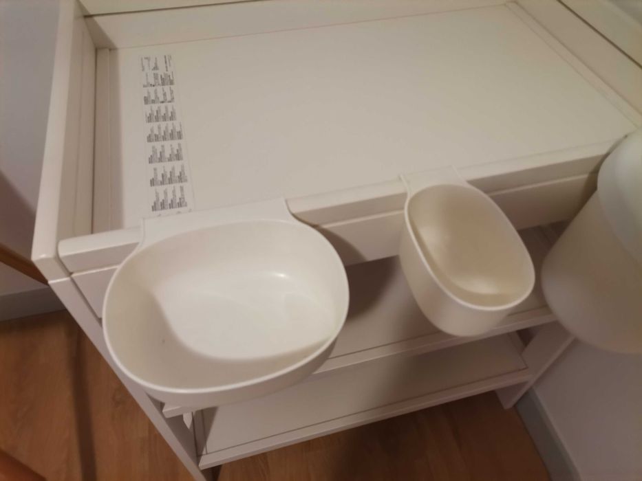 Mudador de fraldas madeira branca  45€