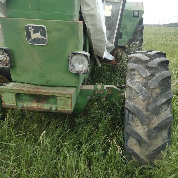 John Deere 3130 - uszkodzony