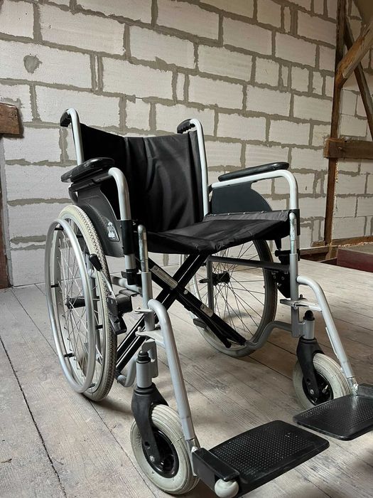 Wózek inwalidzki Delight 708, wzmocniony do 150kg
