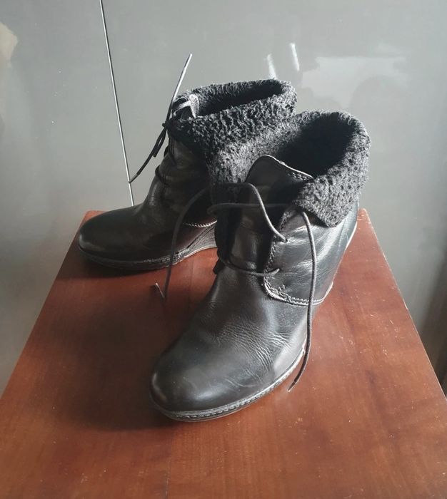 Skorzane koturny Prima Moda r.36