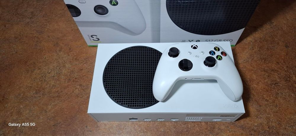 X Box series S 512 GB в ідеальному сьані