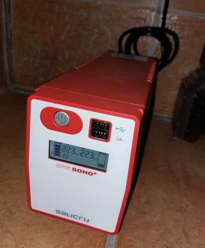 Sistema de Alimentação Ininterrupta (SAI/UPS) SALICRU SPS 850 SOHO+
