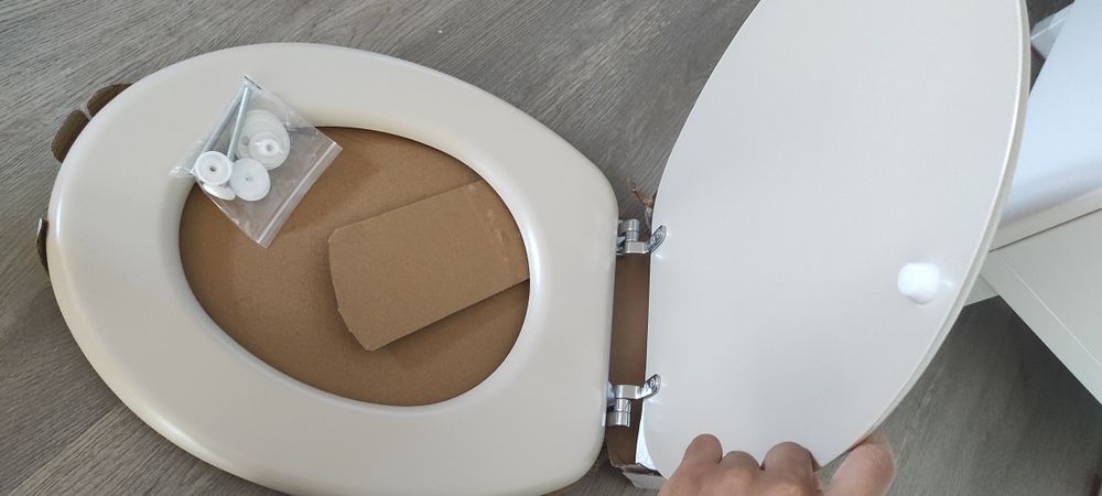 Tampa de sanita 36cm / 42cm