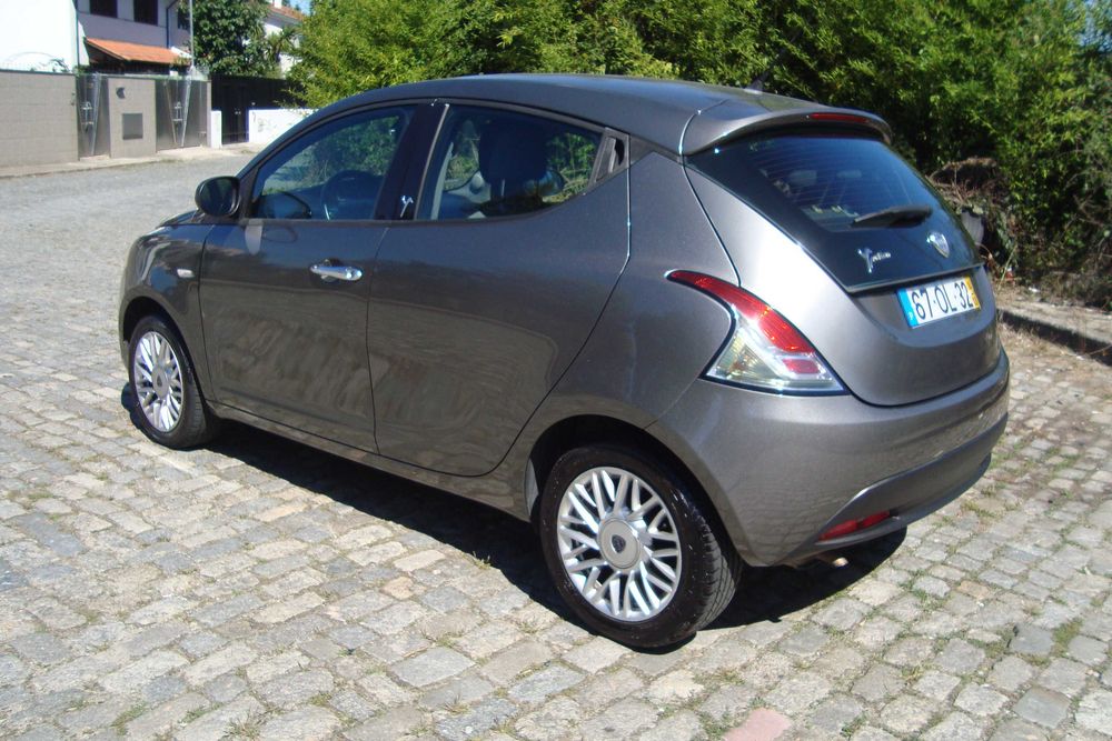 Lancia Ipsilon 1.2 Impecável