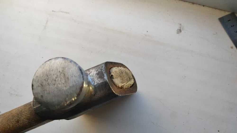 Топор СССР Токмакский кузнечно штамповочный завод