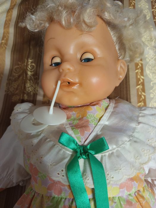 Продам куклу, пупса , ляльку винтажную Susana ,90-х годов