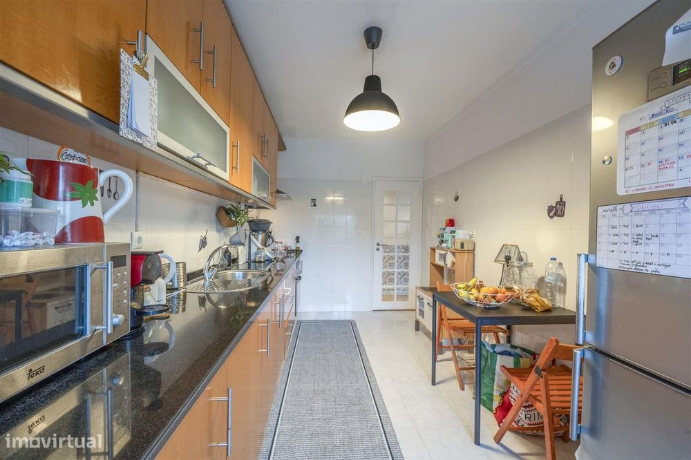 Apartamento T2 em Belas