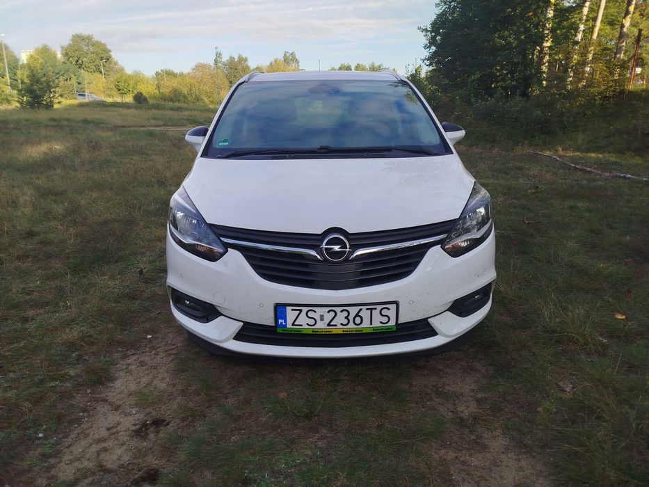 Opel Zafira C 1.6 CDTI  2018, 5 os.  NOWA CENA
