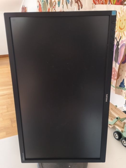 Vendo monitor philips 221B8L de  21" tilt vertical